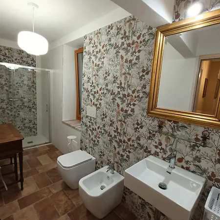 Appartement La Casa Di Van Gogh By Revenue House